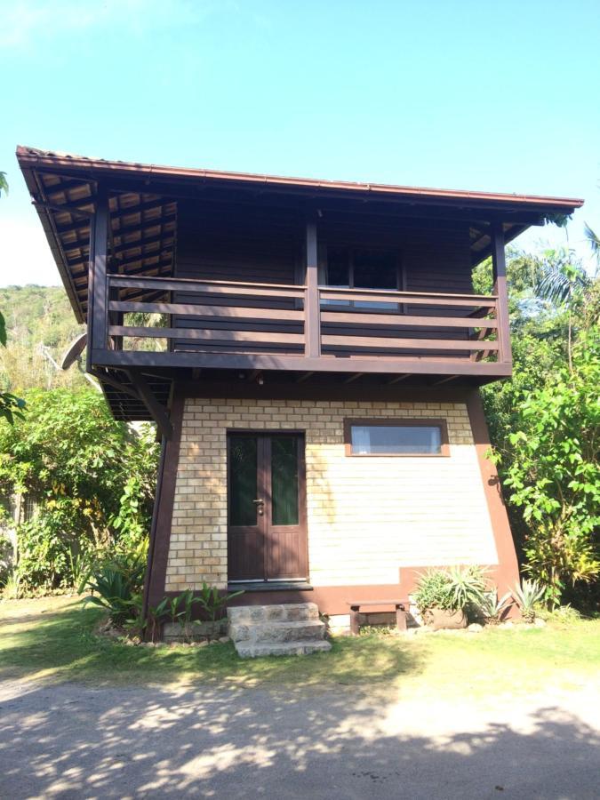 Zululand Bangalôs Hotel Guarda do Embaú Exterior foto