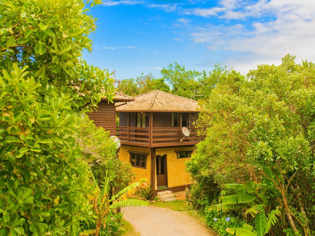 Zululand Bangalôs Hotel Guarda do Embaú Exterior foto